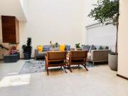 VENTA DE CASA EN EXCLUSIVO RESIDENCIAL, VALLE DE LAS FUENTES