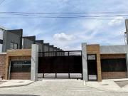 VENTA DE CASA EN FRACC CERRADO, ZONA SAN ISIDRO...