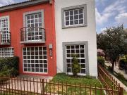 VENTA DE CASA EN FRACC. HACIENDA DE LAS FUENTES CALIMAYA