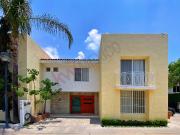 VENTA DE CASA EN FRACC LAS FUENTES EN CELAYA