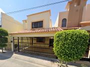 VENTA DE CASA EN FRACC LOS PORTALES, HERMOSILLO, SONORA