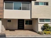 Venta de Casa en Fraccionamiento Arboreto, San Pedro Cholula