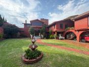 VENTA DE CASA EN FRACCIONAMIENTO CLUB DE GOLF SAN CARLOS...