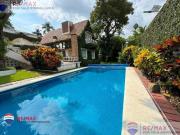 Venta de casa en Fraccionamiento, Col. Manantiales,...