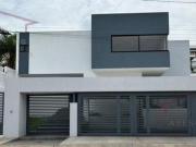 VENTA DE CASA EN FRACCIONAMIENTO GRAN JARD?N