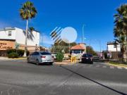 Venta de Casa en Fraccionamiento Hacienda Carlota, Zona...