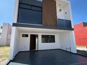 VENTA DE CASA EN FRACCIONAMIENTO LA ANTIGUA CEMENTERA,...