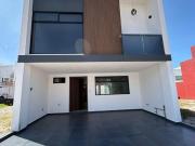 VENTA DE CASA EN FRACCIONAMIENTO LA ANTIGUA CEMENTERA,... VENTA DE CASA EN FRACCIONAMIENTO LA ANTIGUA CEMENTERA,...