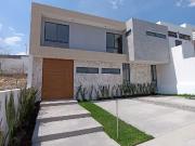 Venta de Casa en Fraccionamiento Nuevo Refugio |...