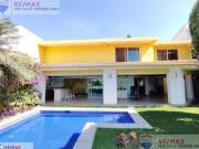 Venta de casa en Fraccionamiento, Palmira, Cuernavaca,...