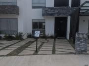 VENTA DE CASA EN FRACCIONAMIENTO RINCÓN DEL AVE EN...