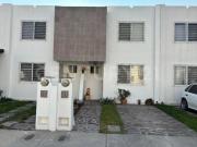 Venta de Casa en Fraccionamiento Viñedos