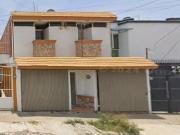 VENTA DE CASA EN GUADALAJARA COL JARDINES DE LA CRUZ