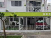 VENTA DE CASA EN GUADALAJARA JALISCO EN JARDINES DEL COUNTRY