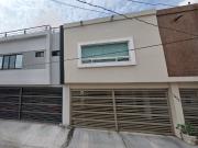 VENTA DE CASA EN GUADALUPE NUEVO LEON COL JARDINES DE...