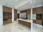 Venta de Casa en Isla Mocoli con 4 Habitaciones Piscina...