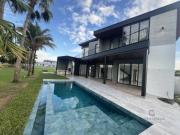 Venta de Casa en Isla Mocolí, Urb. Mocolí Golf Club, 4... Venta de Casa en Isla Mocolí, Urb. Mocolí Golf Club, 4...