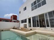 Venta de casa en Jardines de Ahuatl?n, Cuernavaca,...