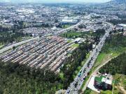 VENTA DE CASA EN JARDÍNES DE CARCELÉN $ 85.000 NEGOCIABLES