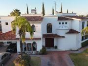 VENTA DE CASA EN JARDINES DEL LAGO AL PONIENTE DE LA...