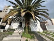 CASA EN VENTA EN JURIQUILLA SOBRE CALLE, UNA GRAN...