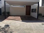 Venta de casa en Komchén