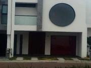 VENTA DE CASA EN LA ANTIGUA CEMENTERA 3 RECAMARAS ROOF...