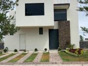 VENTA DE CASA EN LA CAMPIÑA OPORTUNIDAD