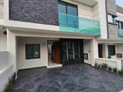 VENTA DE CASA EN LA CIMA DENTRO DE COTO