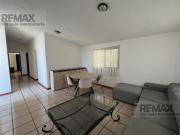 Venta de casa en la Col. Jardines de Acapatzingo,...