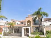 VENTA DE CASA EN LA COLONIA BUGAMBILIAS ZAPOPAN JALISCO