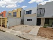 VENTA DE CASA EN LA COLONIA DIAMANTE EN MÉRIDA