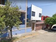 VENTA DE CASA EN LA COLONIA JARDINES DE LA CRUZ EN...