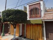 VENTA DE CASA EN LA COLONIA JARDINES DEL SUR EN...