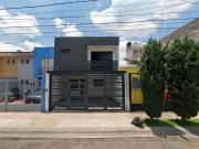 VENTA DE CASA EN LA COLONIA LOS ARRAYANES EN...