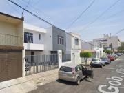 VENTA DE CASA EN LA COLONIA NUEVA CHAPULTEPEC EN MORELIA...