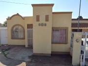 VENTA DE CASA EN LA COLONIA PASEOS DE CHIHUAHUA EN...