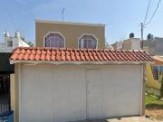 VENTA DE CASA EN LA COLONIA VICENTE GUERRERO EN...