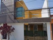 VENTA DE CASA EN LA COLONIA VILLA DE LAS FLORES EN...