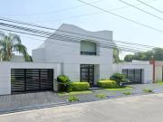 VENTA DE CASA EN LA DEL VALLE, SAN PEDRO GARZA GARCÍA....