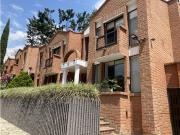 Venta de Casa en la loma de Benedictinos