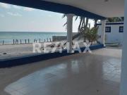 venta de casa en la playa a la orilla del mar