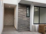 Venta de Casa en la Sexta sección de Lomas Verdes