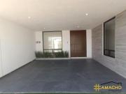 VENTA DE CASA EN LOMAS DE ANGELOPOLIS