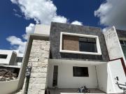 VENTA DE CASA EN LOMAS DE ANGELOPOLIS CASCATTA VENTA DE CASA EN LOMAS DE ANGELOPOLIS CASCATTA