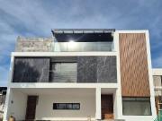 Residencia de Lujo en Lomas de Angelópolis | 5 Recámaras...