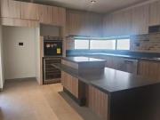 EXCELENTE OPORTUNIDAD DE VENTA DE CASA EN GRAN RESERVA...