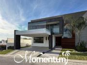 VENTA DE CASA EN LOMAS DE COCOYOC