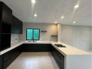 VENTA DE CASA EN LOMAS DE COCOYOC