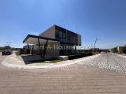 Venta de casa en Lomas del Campanario